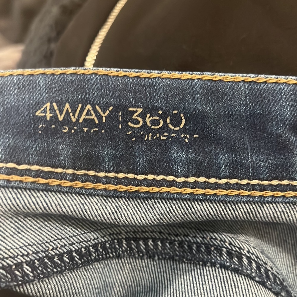 jeans - Picture 4 of 6